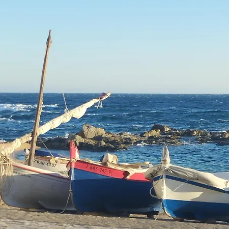 Recien Reformado A 300 Metros Del Mar Lägenhet Calella De Palafrugell