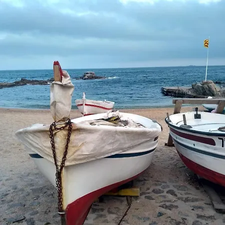 Recien Reformado A 300 Metros Del Mar Apartment Calella De Palafrugell